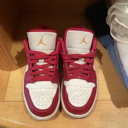 Jordan 1 low 