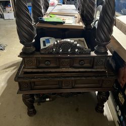 Ashly Coffee And end Tables