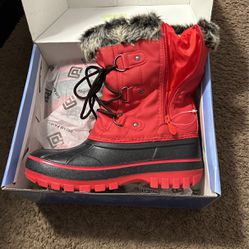 Snow Boots Size 4 Boys 