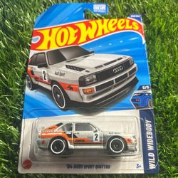 Hot Wheels 1982 Audi Sport Quattro Widebody cars Tresure Hunt 246/250