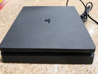 PS4 with wall mount