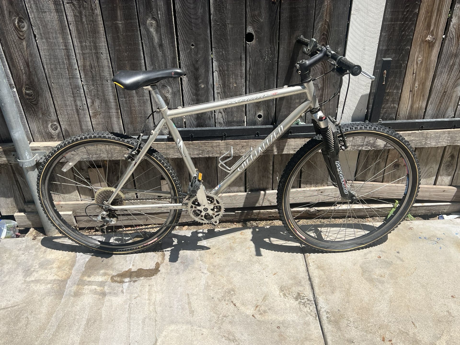 Specialized Hardrock Sport Mountain Bike
