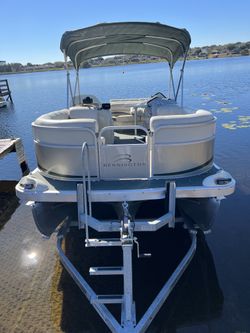 2002 21ft Bennington TRI-TOON With BRAND NEW 140 Honda 2022 4 Stroke