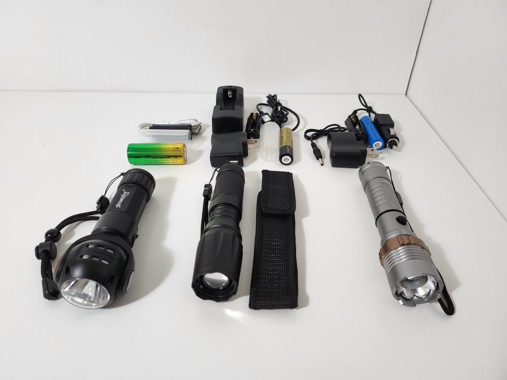 3pcs Boruit Skywolfeye Flashlights Lot