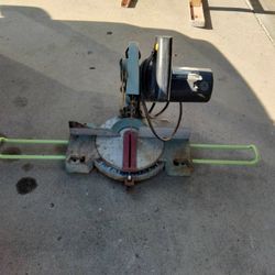 Delta Compound Miter Saw