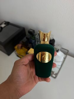 Men’s cologne fragrance