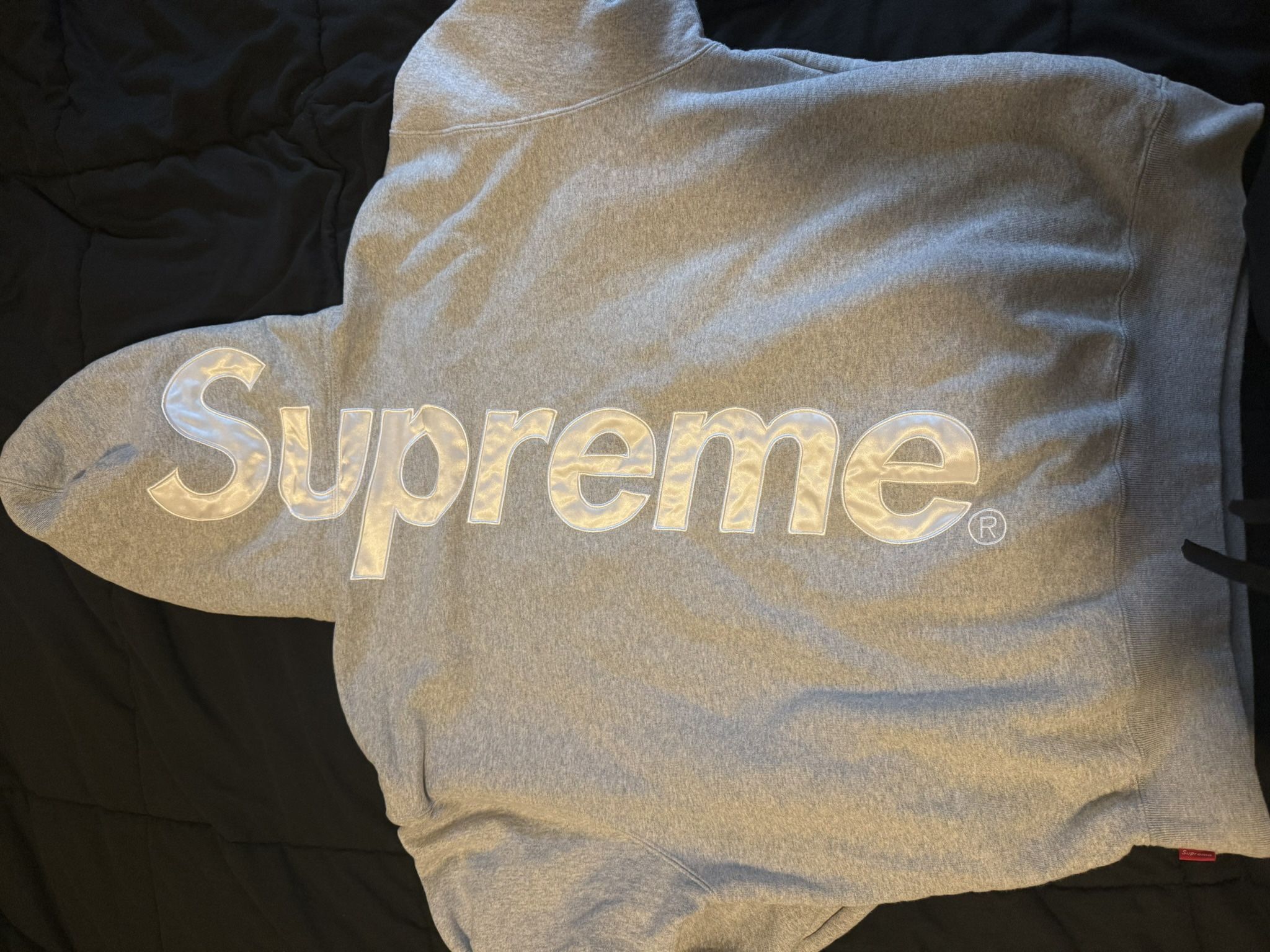 Supreme Hoodie