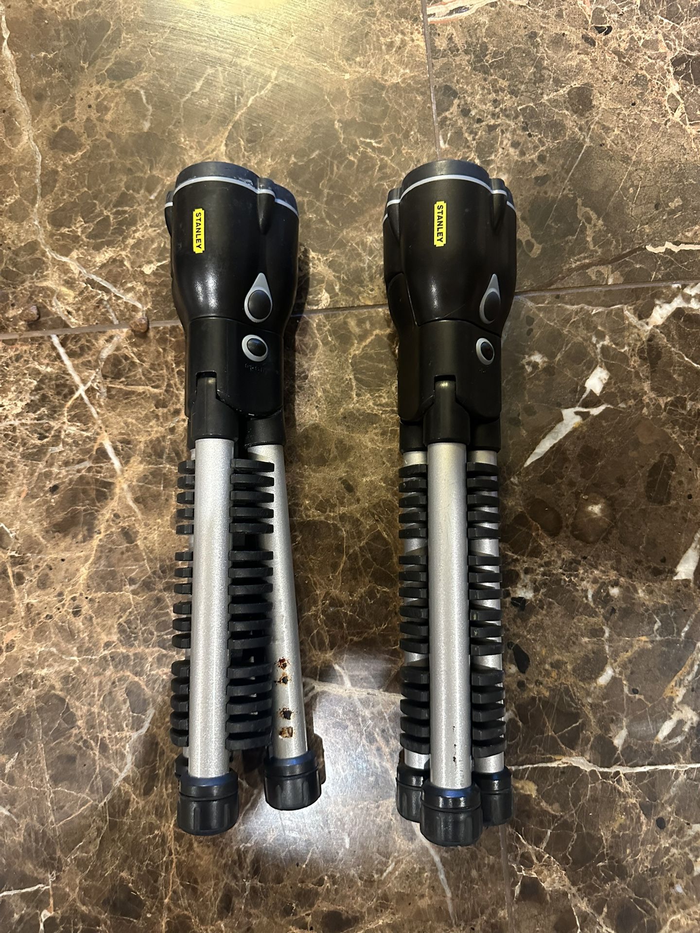 2 Stanley Tripod Flashlights