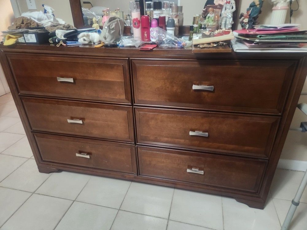 Bedroom Set City Furniture