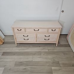 Dresser And Nightstand Combo