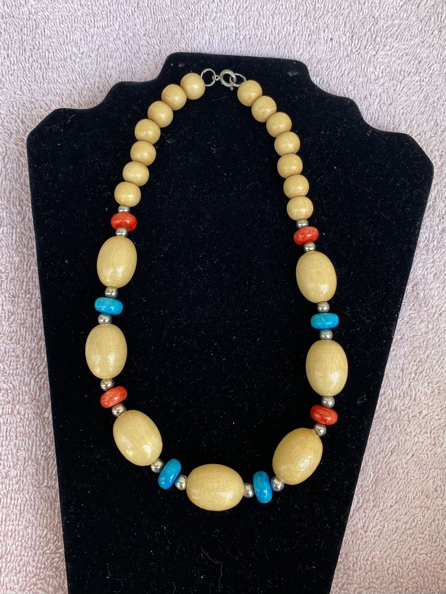 Wooden Beads Choker Necklace 18”