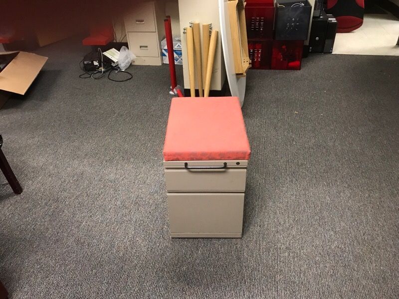 File cabinet rolling