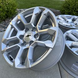 2025 Chevrolet Silverado 1500 LT 18” Rims