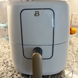 Air Fryer And 2 Side Toaster 