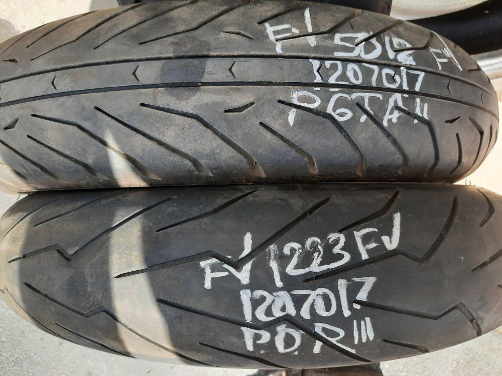 120 70 17 Michelin Power Cup Evo Power RS, Pirelli Diablo Rosso III 120/70ZR17 Front Sportbike Superbike Tires