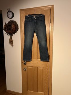 Gap Curvy Straight Leg Jean
