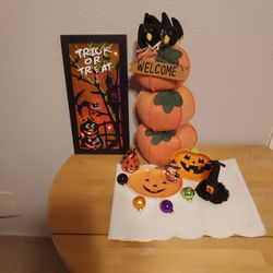 ASSORTED  HALLOWEEN  DECORATIONS  🎃 PLUS 