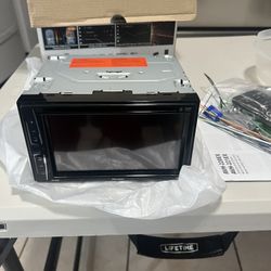 Pioneer Stereo 