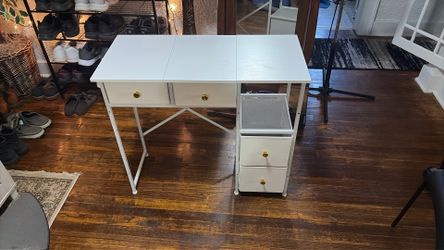 Brand New 4 Drawer Desk