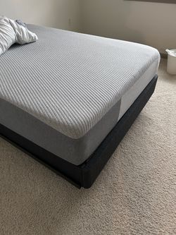 Casper full size mattress+box+frame