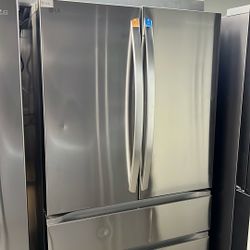 NEW OPEN BOX LG FOUR DOOR REFRIGERATOR 