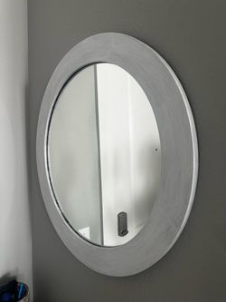 White washed round wood mirror