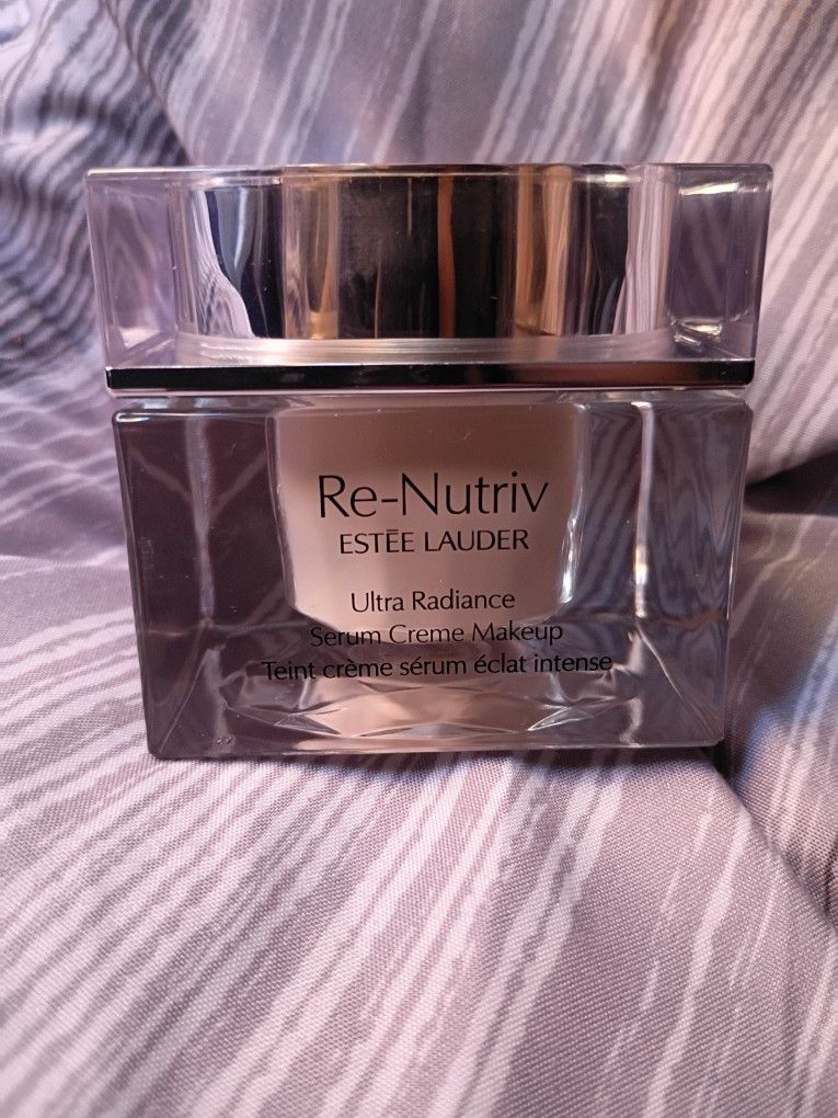 Estee Lauder Ultra Radiance Serum Makeup