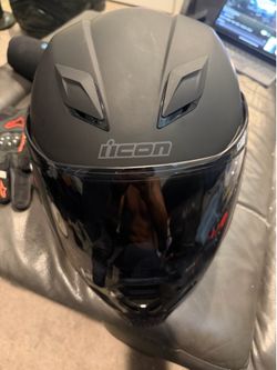 XL Icon Airflite Helmet with Cardo and upgraded Speakers