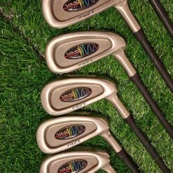 Clevland VAS 792T Men's RH Iron Set