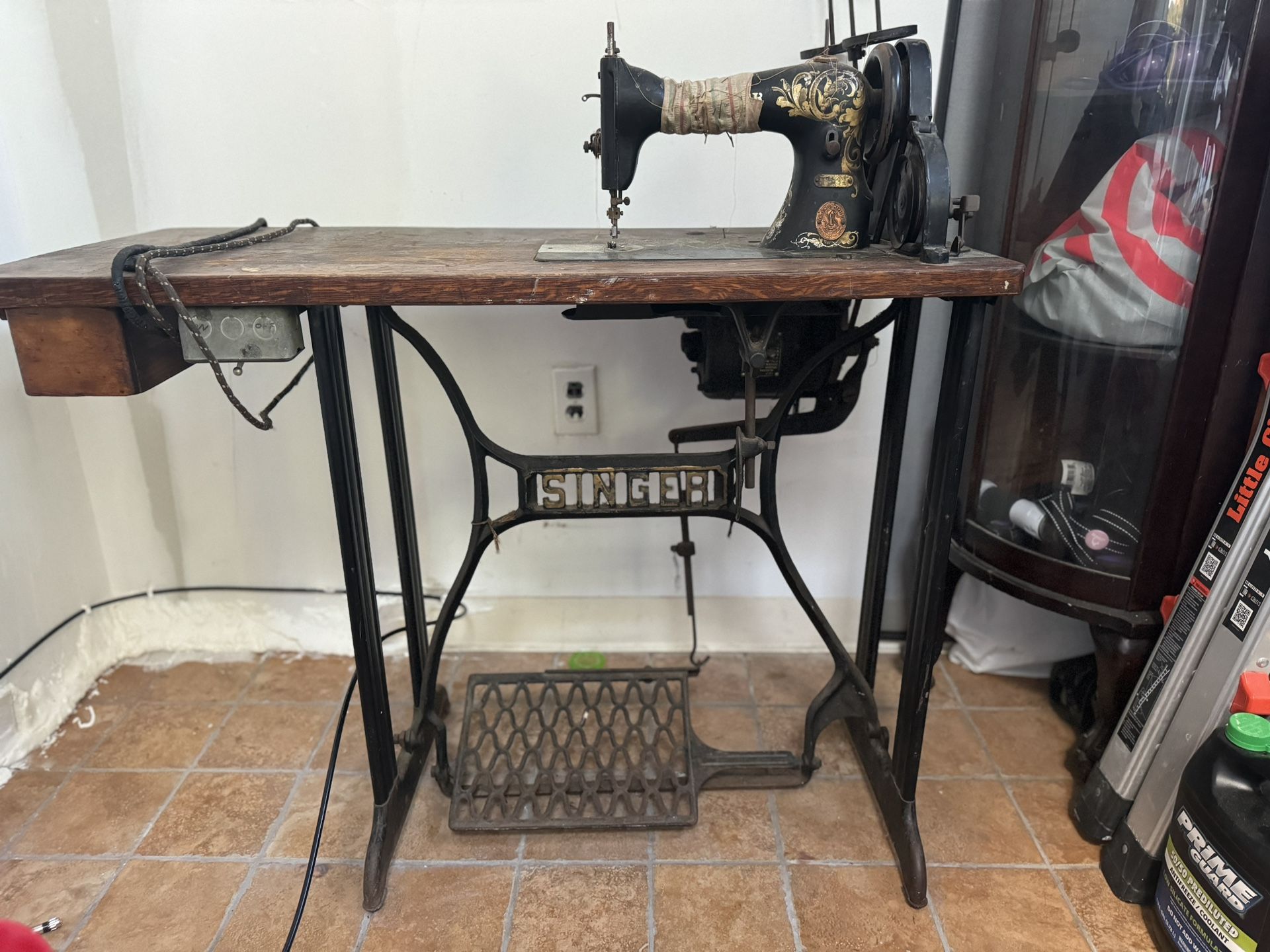 Singer Sewing Machine
