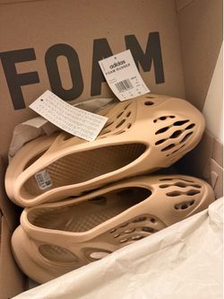 Yeezy foam runners