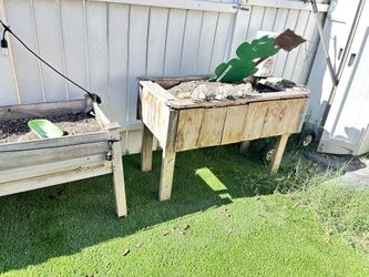 Backyard Raised Garden