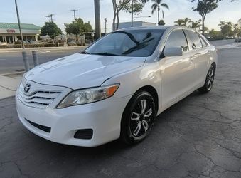 2011 Toyota Camry LE - Only 89k Mi - CarPlay & Backup Cam - Fully Inspected!