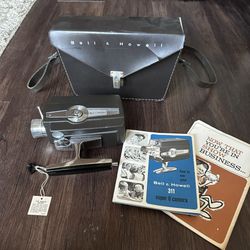 Bell & Howell 311 Super-8