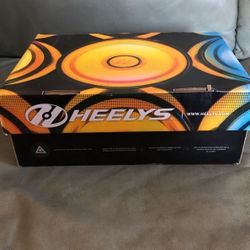 Girls New Heelys Sz 1 youth