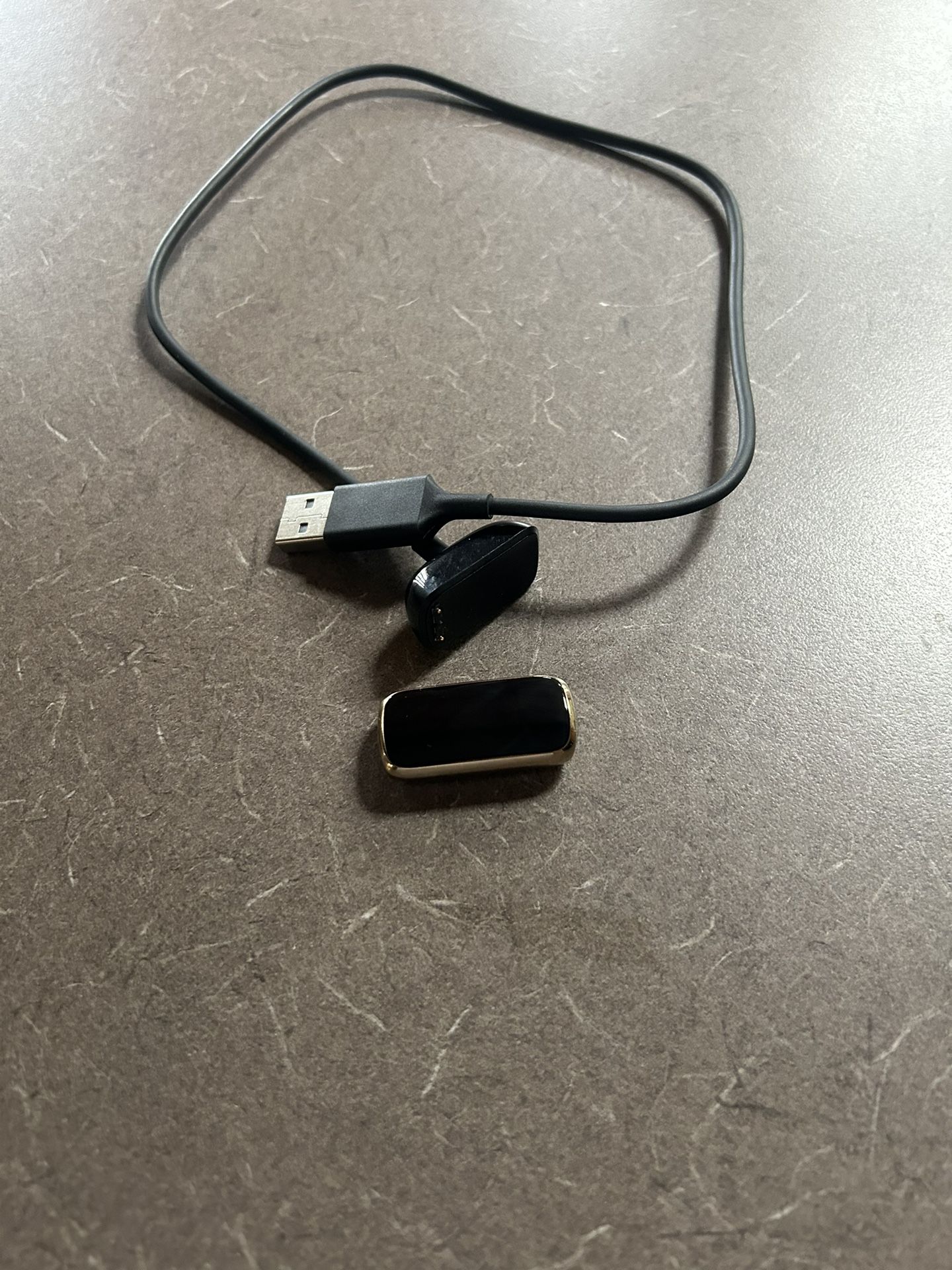 New Fitbit Luxe Free
