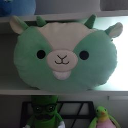 Stackable Squishmllow Plushie 