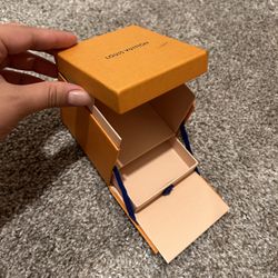 LOUIS  VUITTON RING BOX
