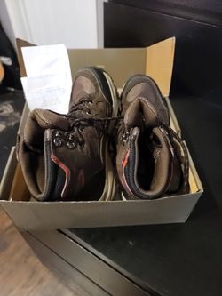 Boys Boots Size 3