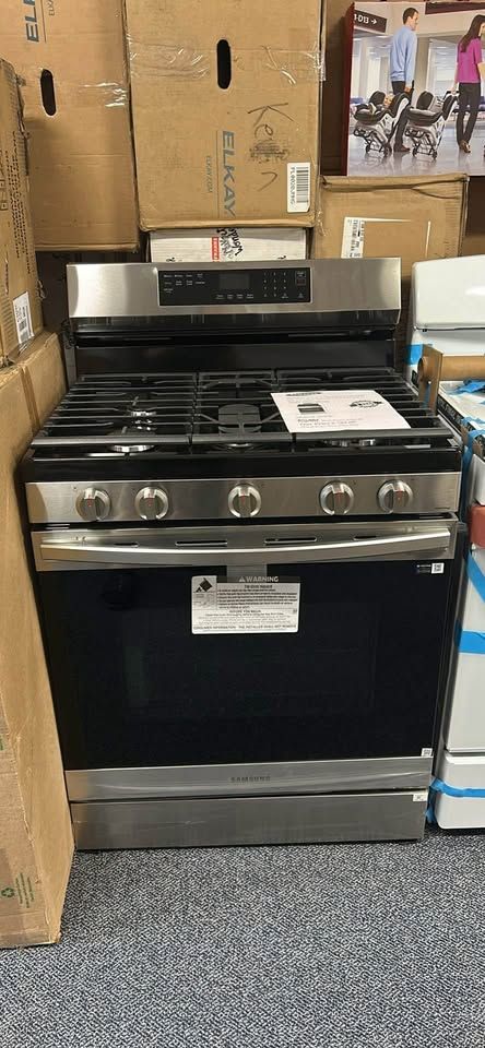 Samsung Freestanding Gas Range with Air fry & Convection Oven