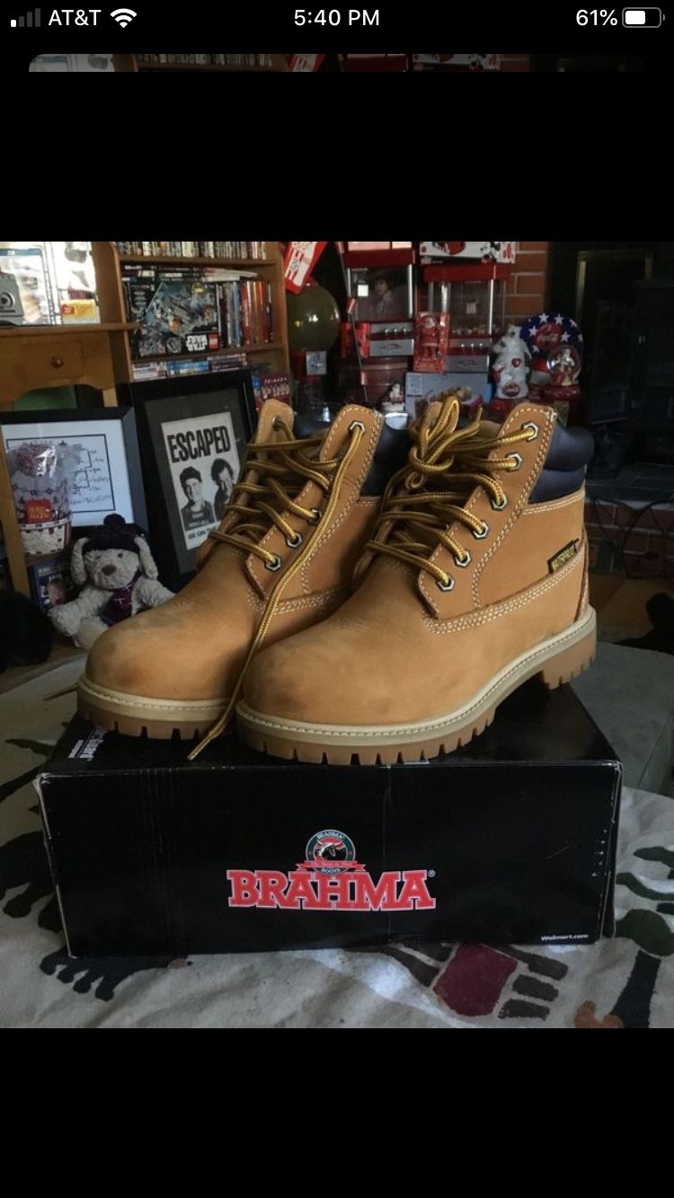 Like New Waterproof Work Boots size 7