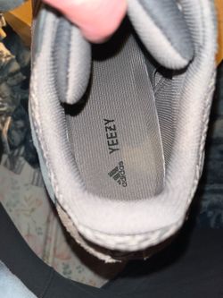 adidas Yeezy Boost 700 V1 "Mauve" (Style Code: EE9614).