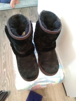 UGG size 13 like new