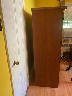 Computer armoire