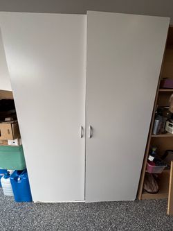 Free White closet/shelves/pantry