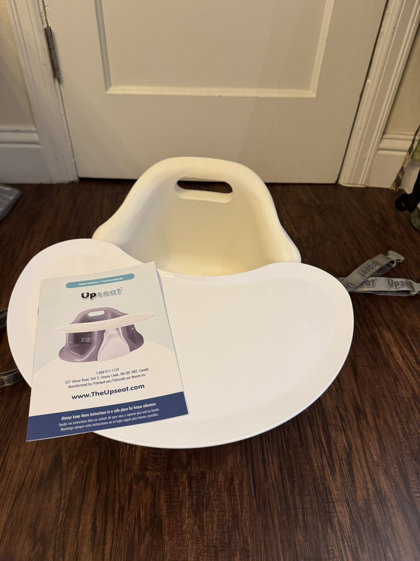 Upseat baby floor and booster seat