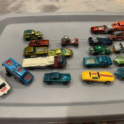 Hot Wheels, red line