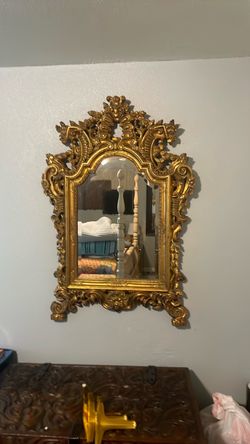 Ornate Gold Baroque Wall Mirror