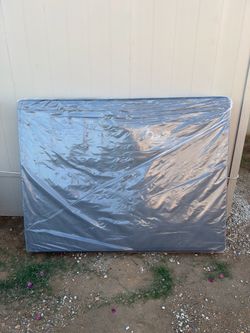 Queen size mattress box spring