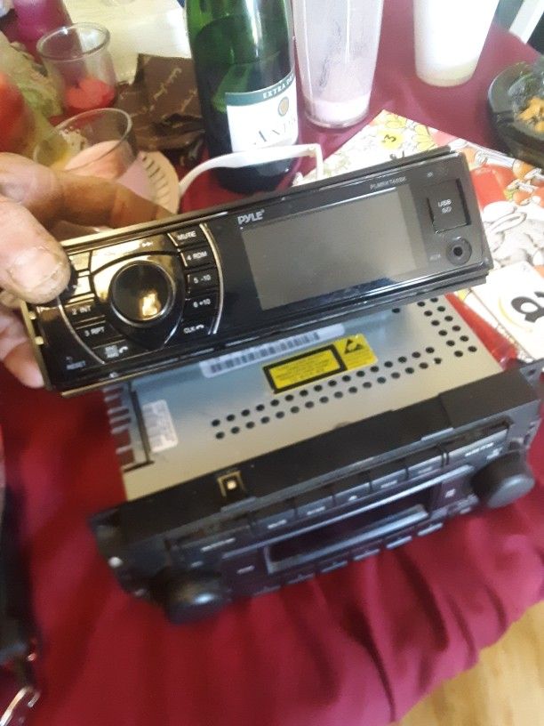 2 CD Players for a car, Both Work Perfect